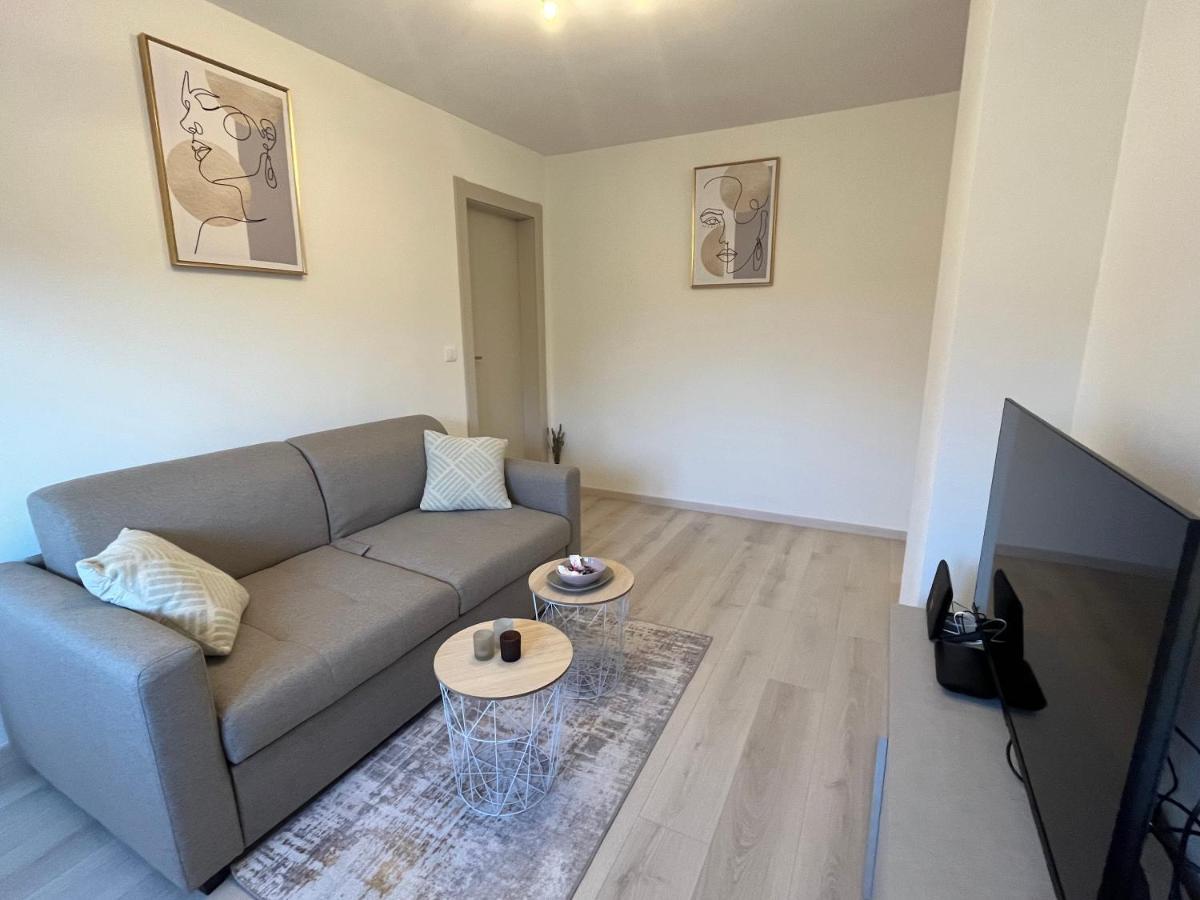 Apartment A & N With Free Private Parking PUY Eksteriør bilde